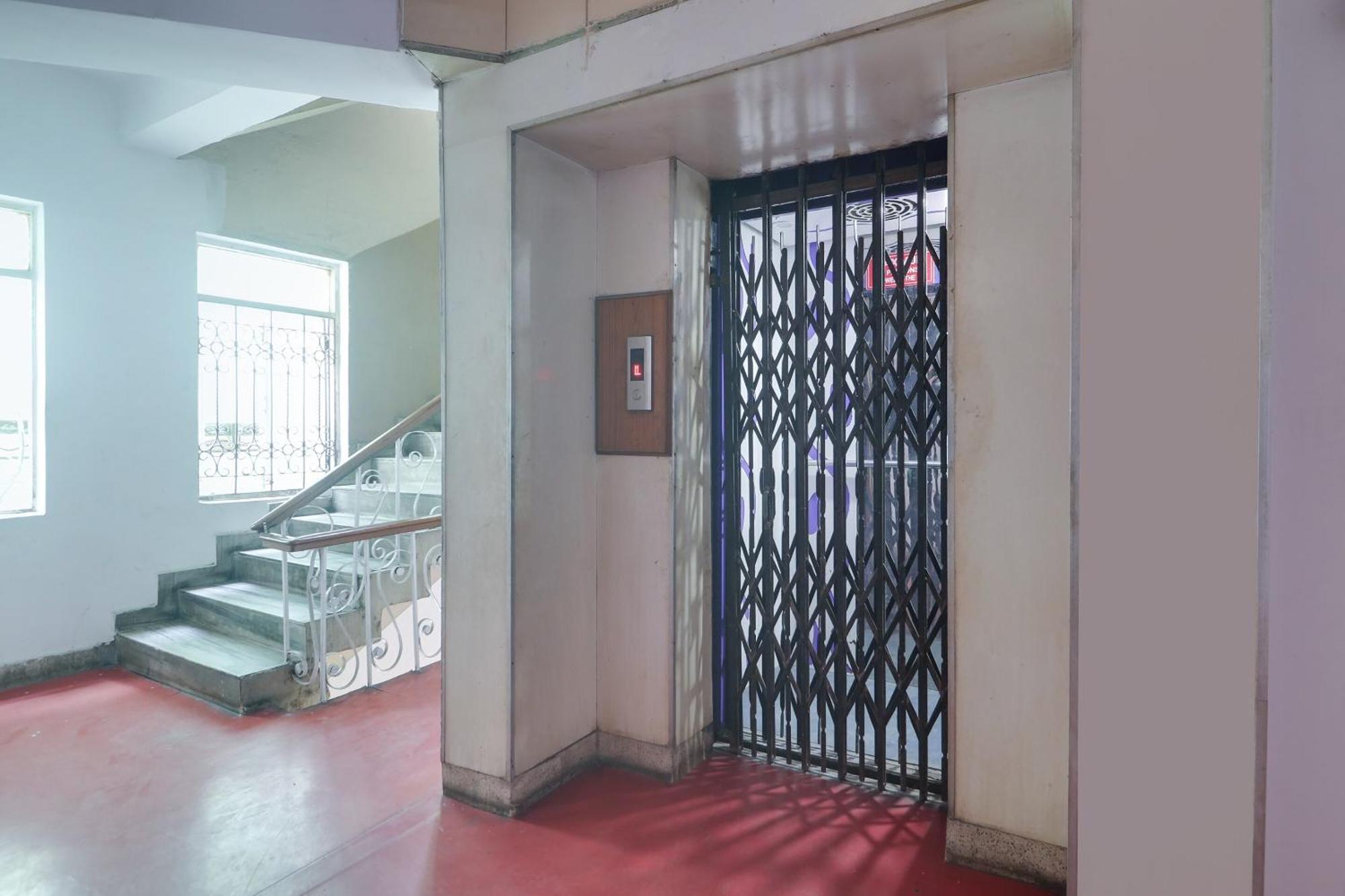 Spot On Apsara Hotel Hyderabad Exterior foto